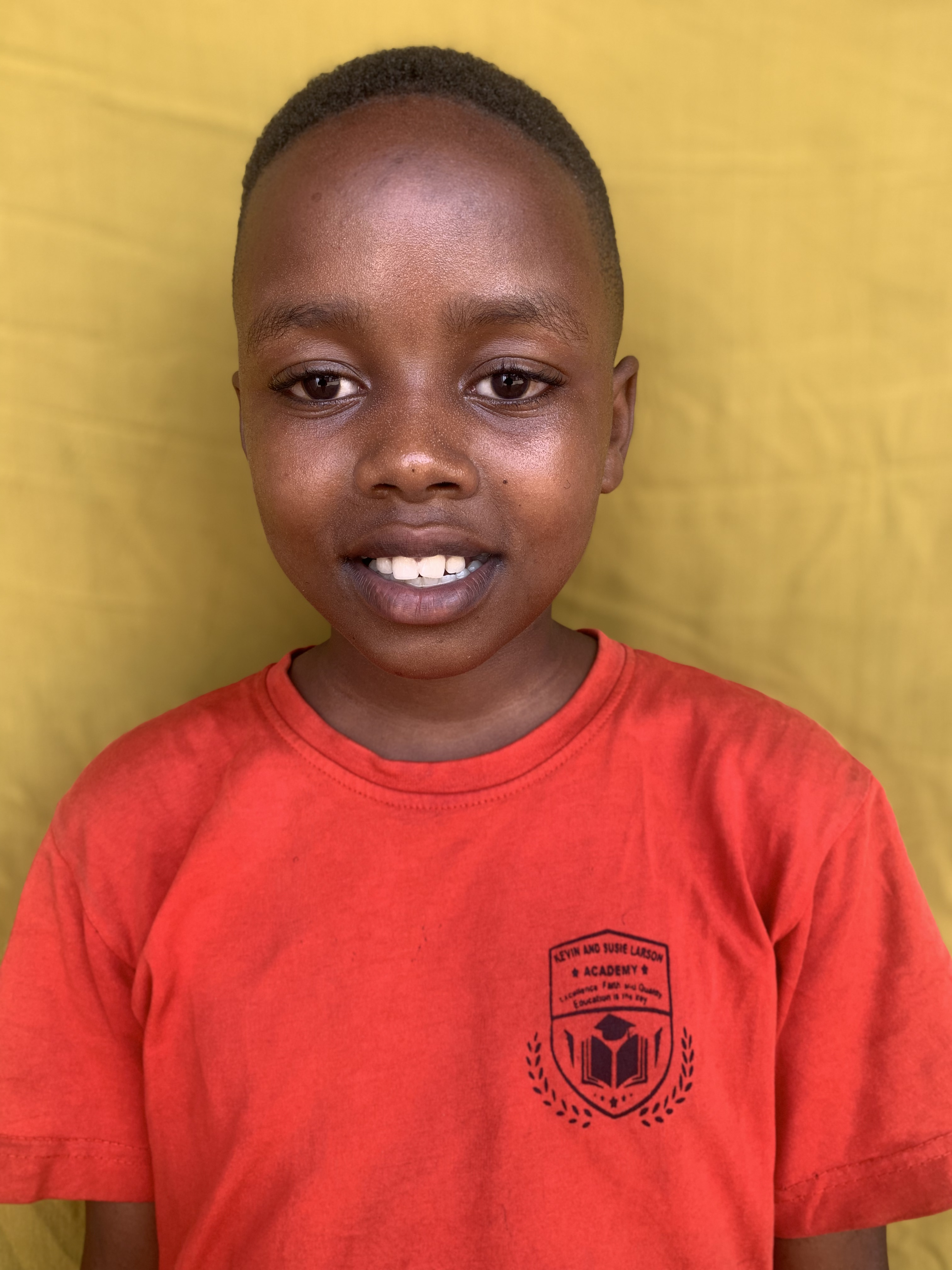 Mutimutuje Esther